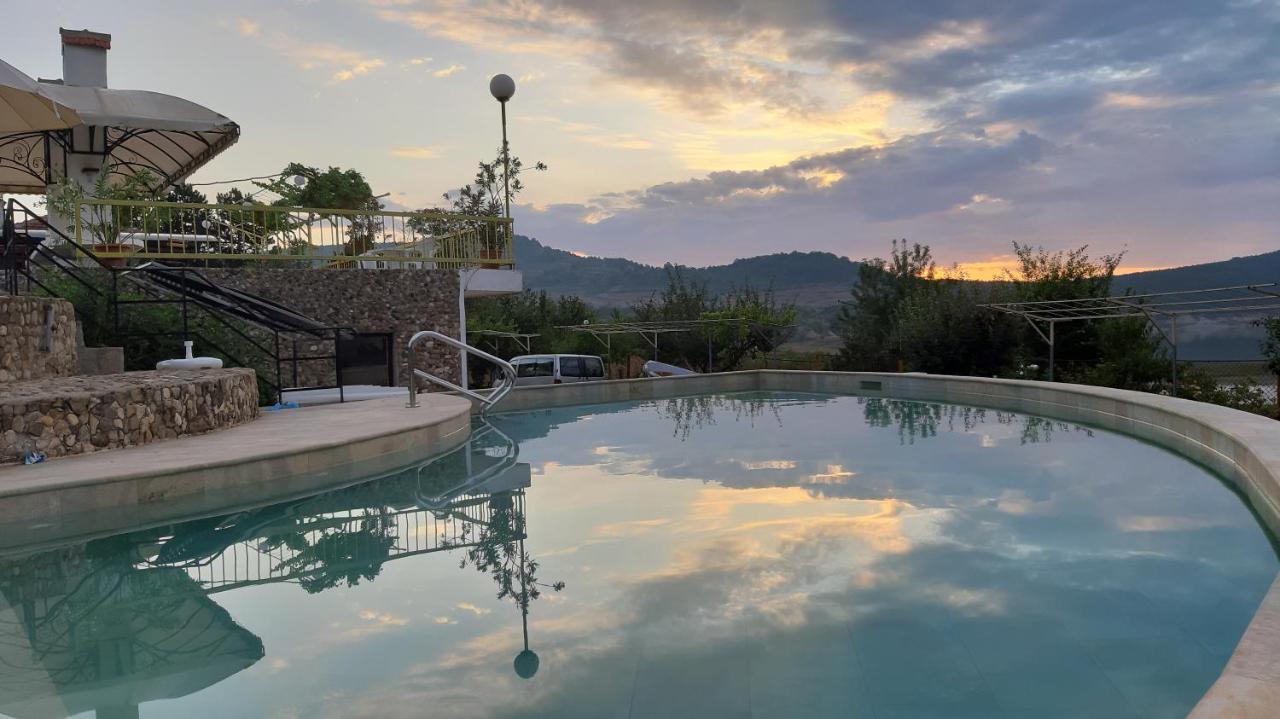 Family Hotel Belvedere Dulgopol Exterior photo